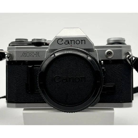 Canon AE-1 35mm SLR Film Camera w/ 50mm f1.8 S.C. & 80-200 mm 1:3.9 Lens-Manuals - Picture 2 of 13